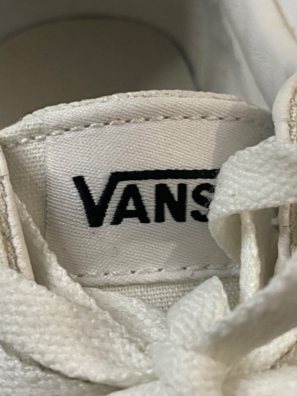 Vans Old Skool White Canvas Sneakers Womens 6 Off White Low Top Casual - Picture 8 of 14